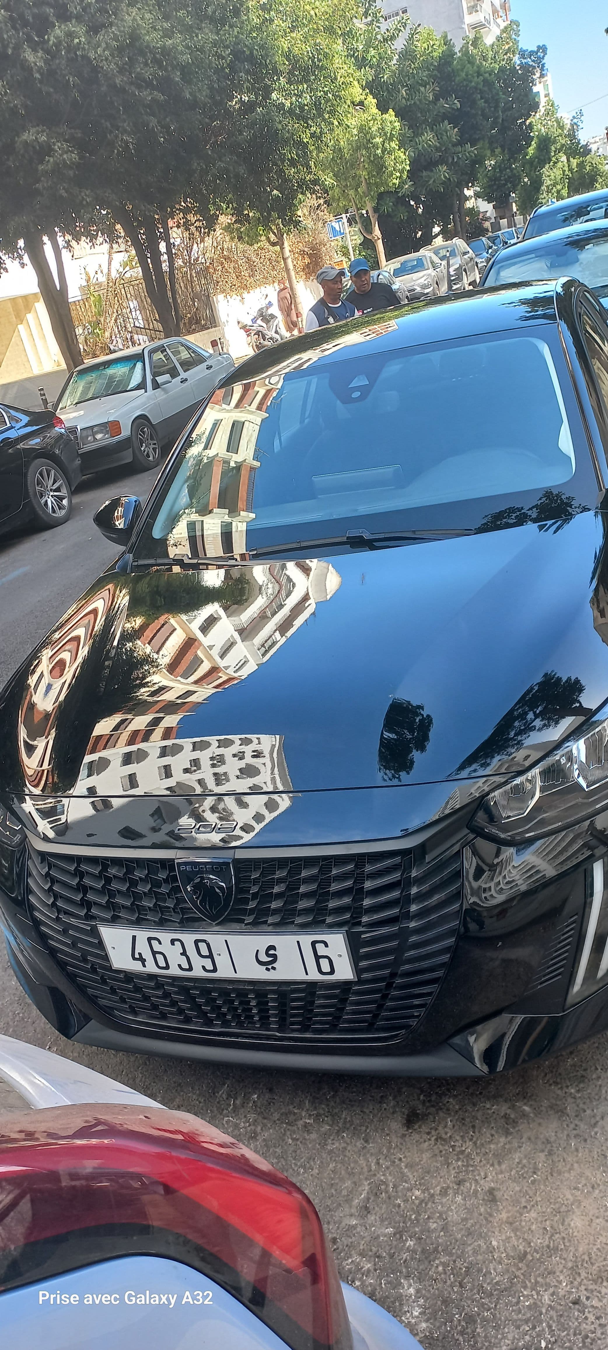 listing card gallery