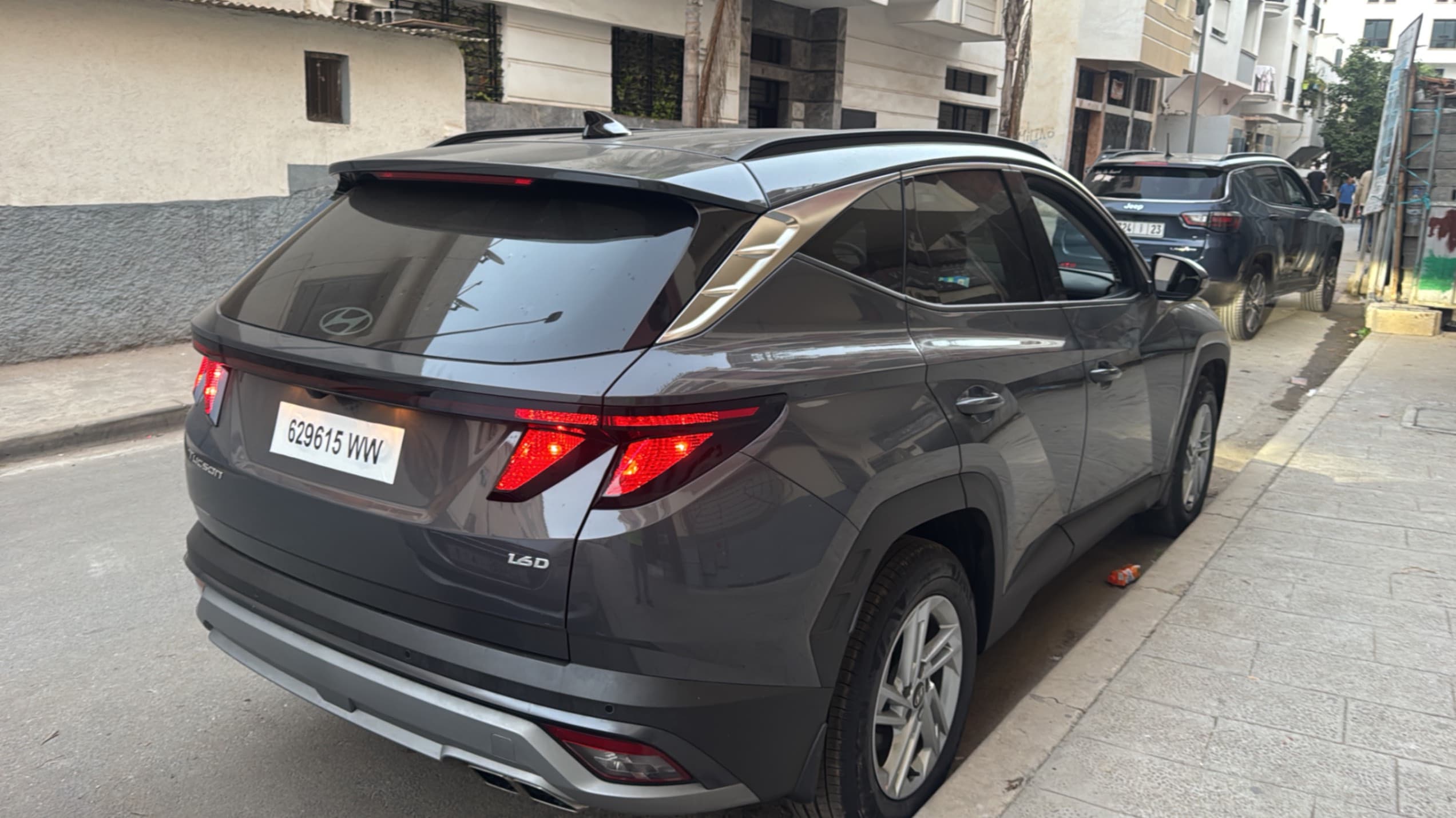 listing card gallery