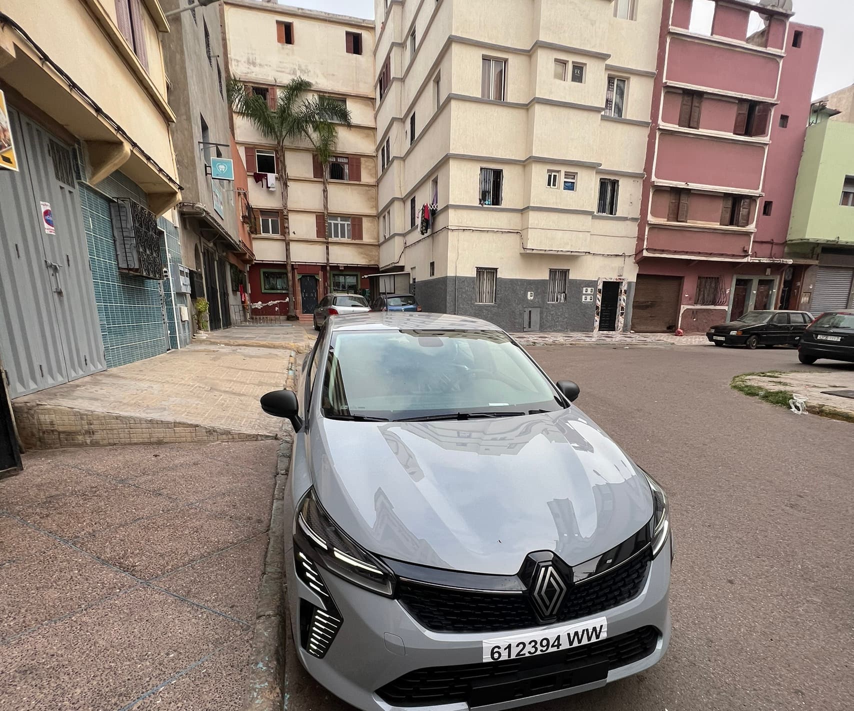 listing card gallery