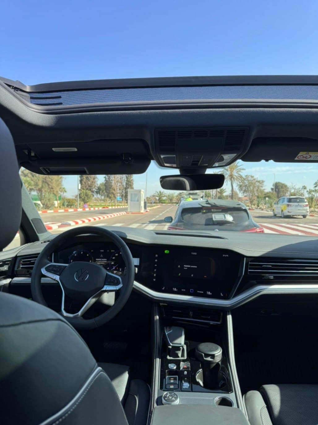 listing card gallery