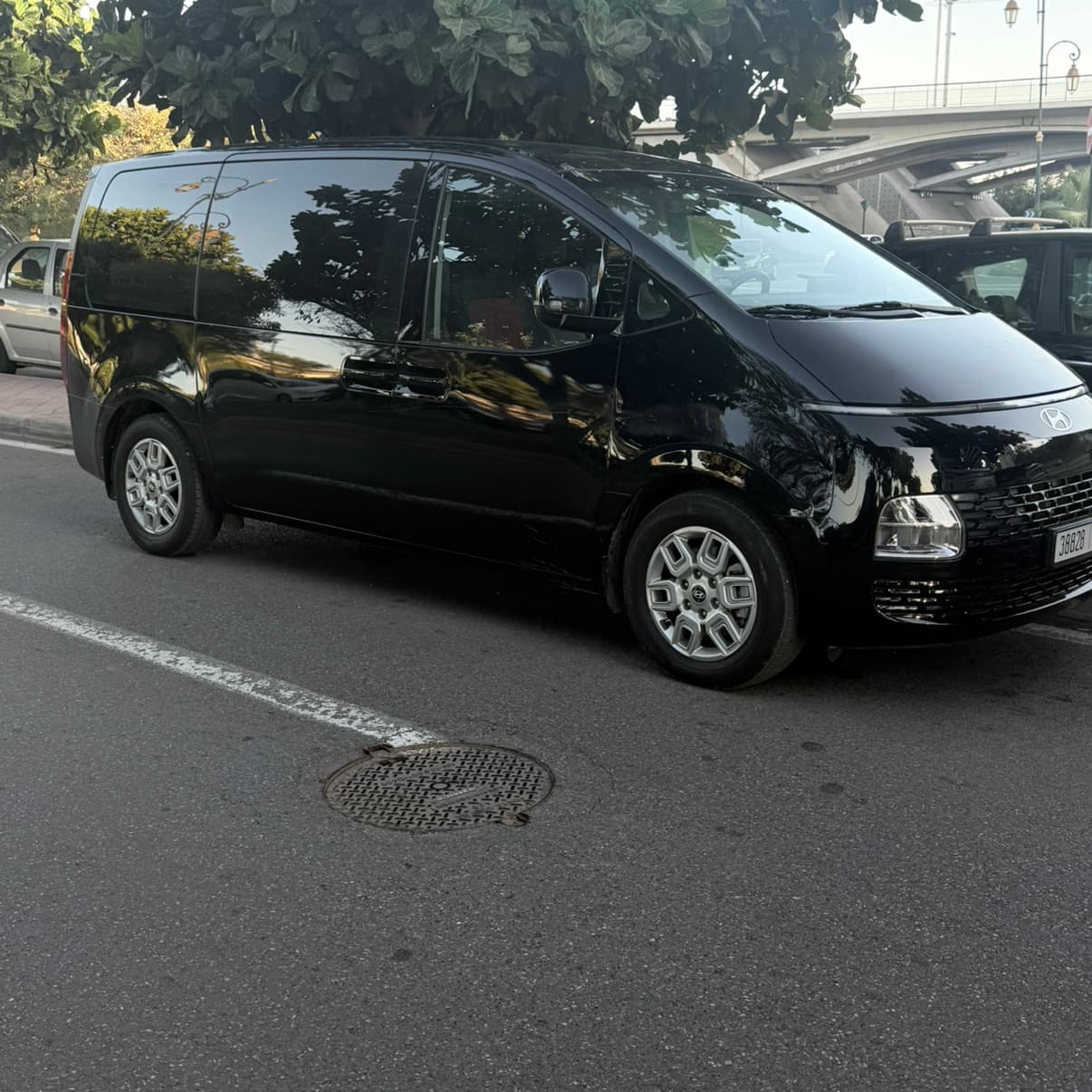 listing card gallery