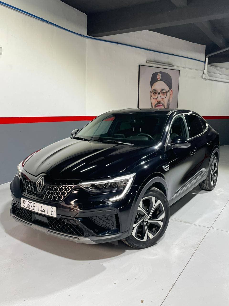 listing card gallery