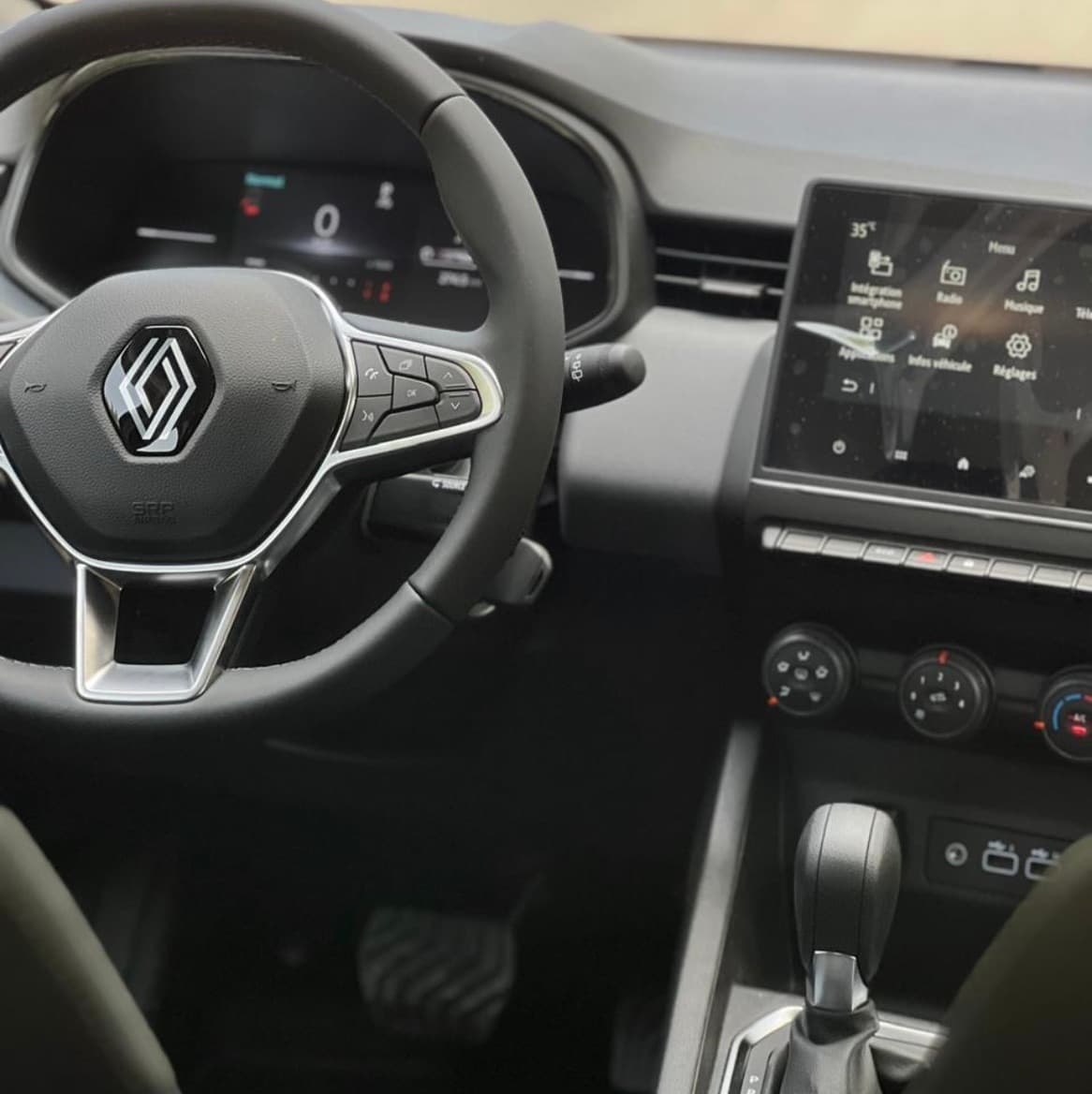 listing card gallery