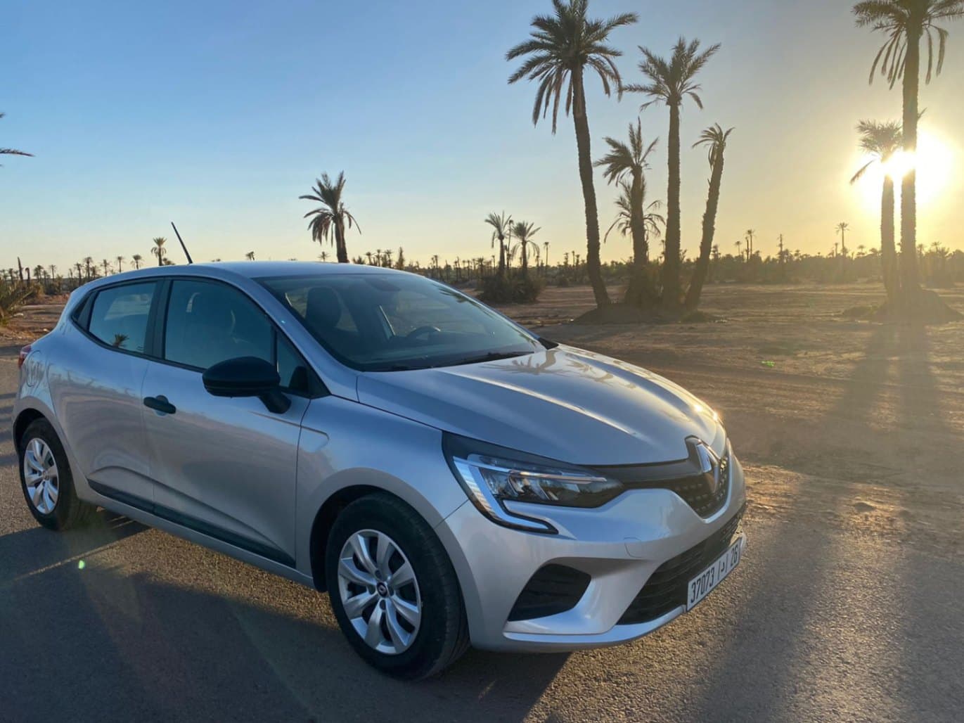 listing card gallery