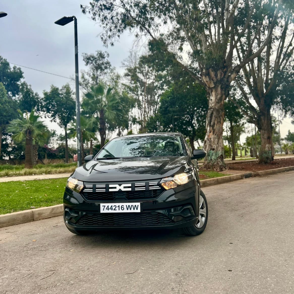 listing card gallery