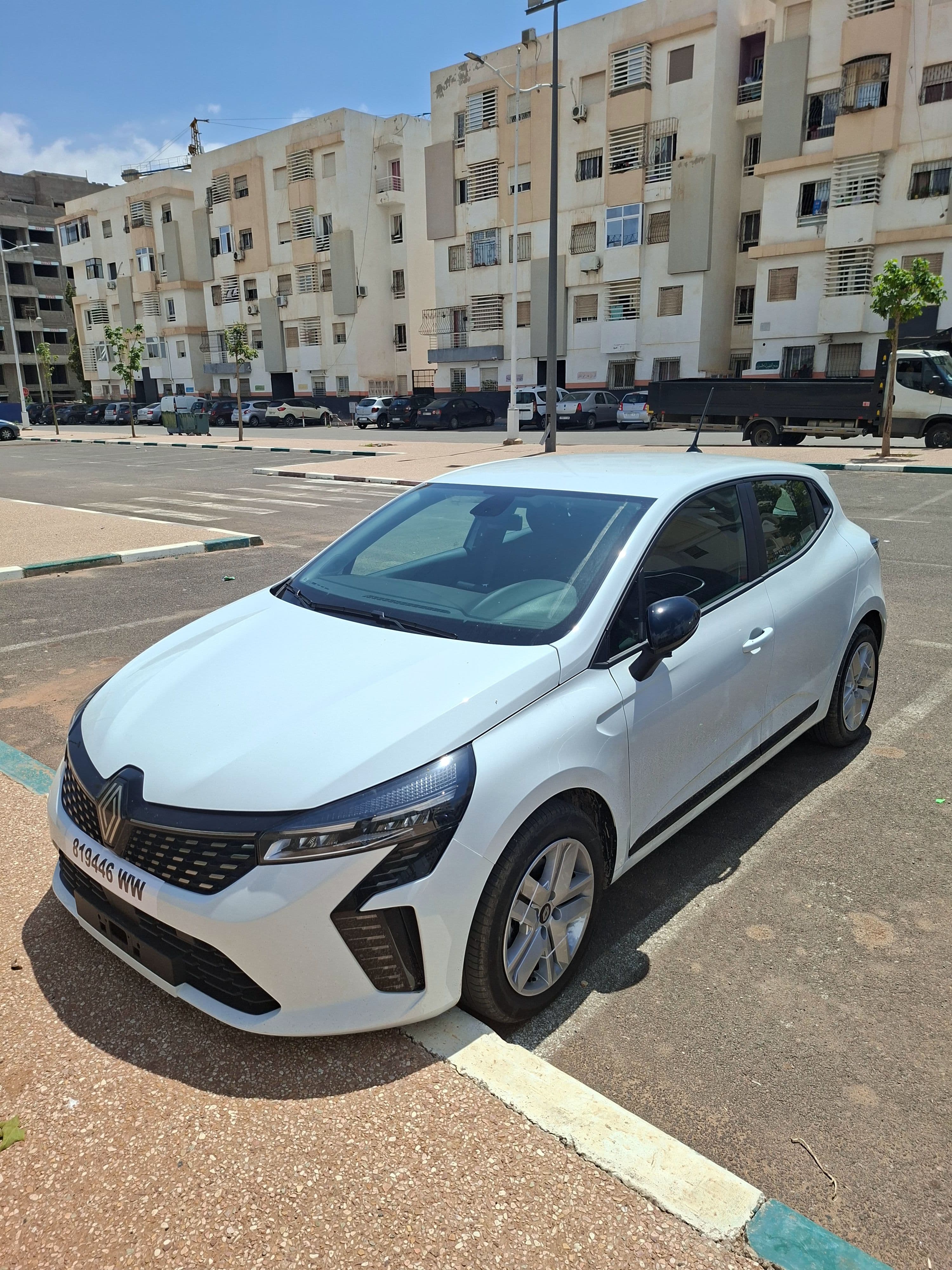 Renault Clio 5 2026 - Location voiture Agadir