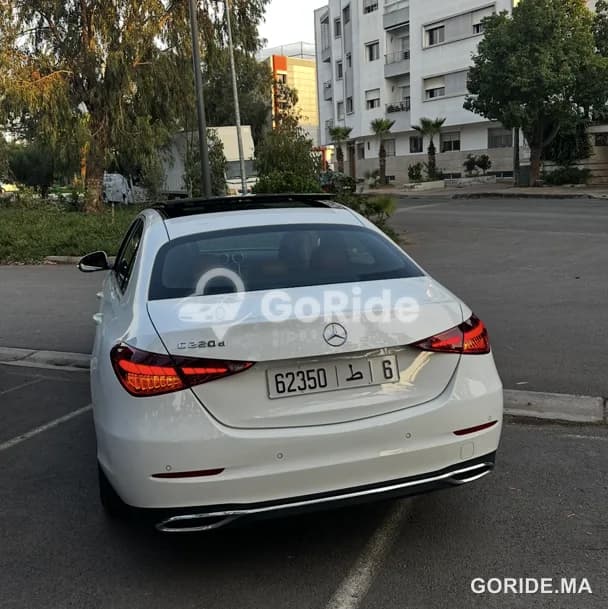 Mercedes C-Class 2024 3