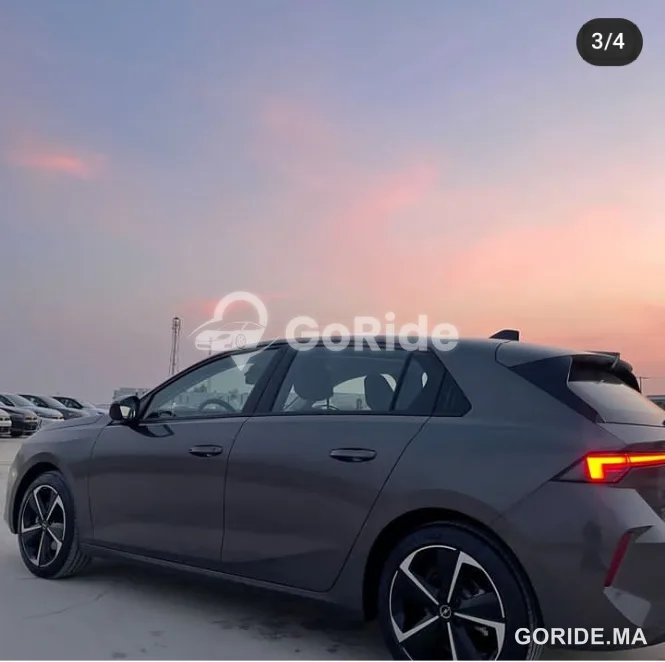 Opel ASTRA 2023 - Location voiture fès