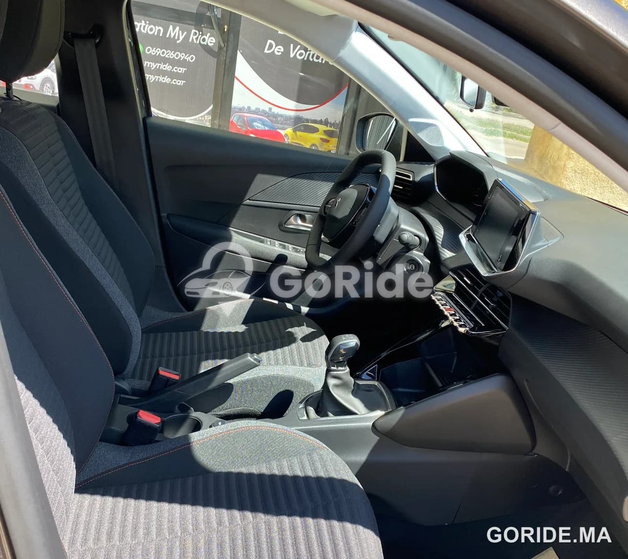Peugeot 208 2023 - Location voiture fès