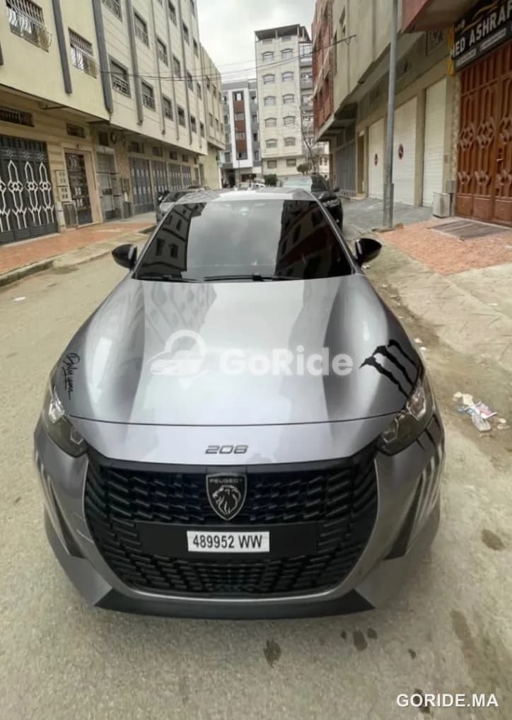 Peugeot 208 2025 5